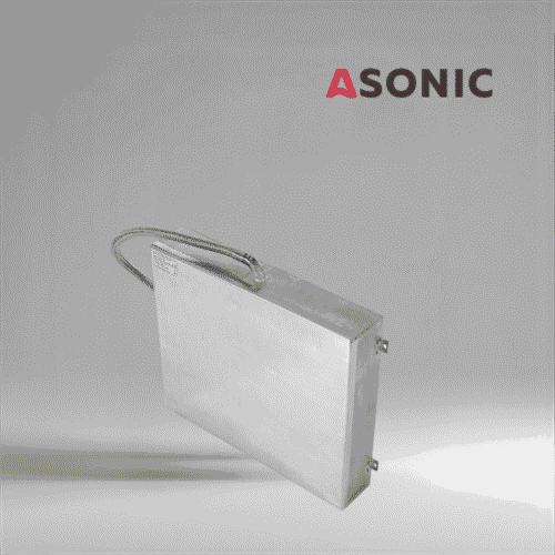 Prevodnik ultrazvočne plošče ASONIC IND-PLATE, trpežna zasnova iz nerjavečega jekla za industrijsko ultrazvočno čiščenje.